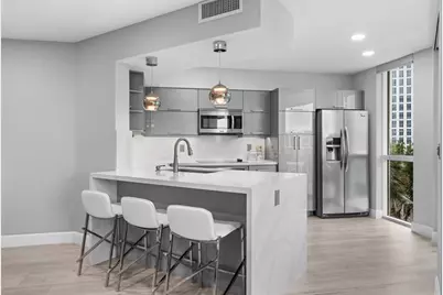 347 N New River Dr E, Unit #809, Fort Lauderdale, FL 33301 - Photo 9