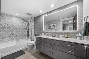 347 N New River Dr E, Fort Lauderdale, FL 33301 - Photo 19