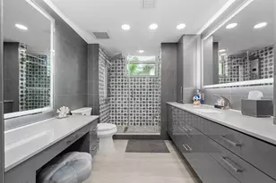 347 N New River Dr E, Fort Lauderdale, FL 33301 - Photo 15