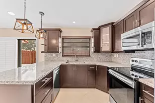 11288 SW 59th Ct #., Cooper City, FL 33330 - Photo 9