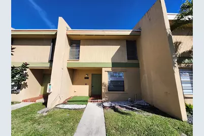 9421 NW 15th Street, Hollywood, FL 33024 - Photo 1