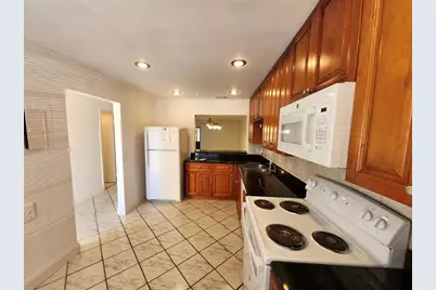 9421 NW 15th Street, Hollywood, FL 33024 - Photo 9