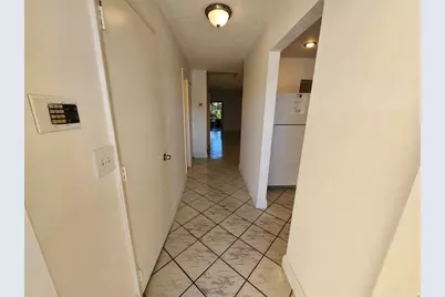 9421 NW 15th Street, Hollywood, FL 33024 - Photo 3