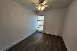 9421 NW 15th St, Pembroke Pines, FL 33024 - Photo 23