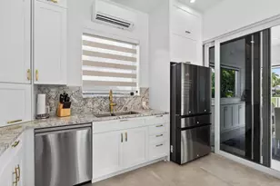 633 N Cortez Dr, Margate, FL 33068 - Photo 5