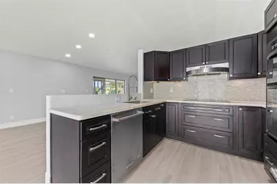 9918 Moss Pond Drive, Boca Raton, FL 33496 - Photo 11