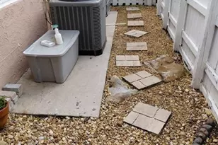 313 SE 4th Terrace, Dania Beach, FL 33004 - Photo 21