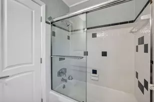 2317 NE 12th St, Fort Lauderdale, FL 33304 - Photo 31