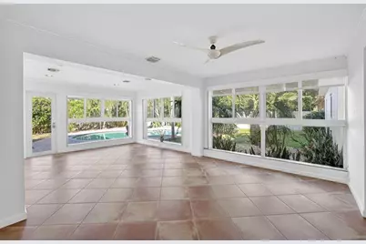 2317 NE 12th St, Fort Lauderdale, FL 33304 - Photo 17