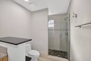 2317 NE 12th St, Fort Lauderdale, FL 33304 - Photo 25