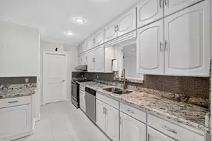 2317 NE 12th St, Fort Lauderdale, FL 33304 - Photo 13