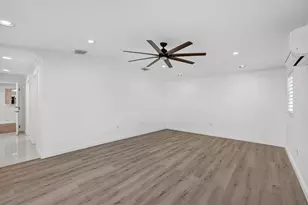 2317 NE 12th St, Fort Lauderdale, FL 33304 - Photo 23