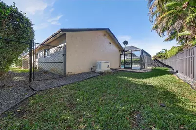 10975 NW 20th Dr, Coral Springs, FL 33071 - Photo 39