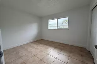 600 S Luna Ct, Hollywood, FL 33021 - Photo 13