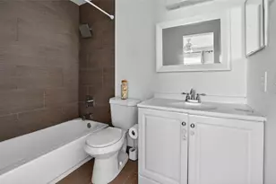 3930 Crystal Lake Dr, Deerfield Beach, FL 33064 - Photo 17