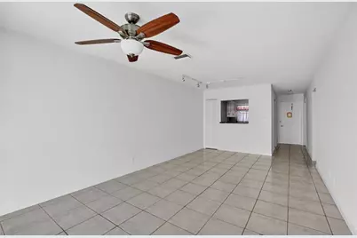 3930  Crystal Lake Dr, Unit #308, Deerfield Beach, FL 33064 - Photo 7