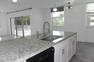 4200 Hillcrest Dr, Hollywood, FL 33021 - Photo 5