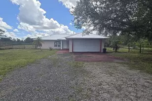 472 Avenida Del Sur, Clewiston, FL 33440 - Photo 1
