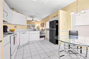 6264 NW 38th Dr, Coral Springs, FL 33067 - Photo 9