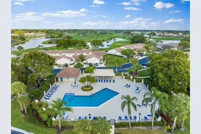 579  Prestwick Cir, Unit #2, Palm Beach Gardens, FL 33418 - Photo 31