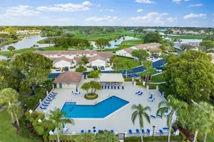 579 Prestwick Cir, Palm Beach Gardens, FL 33418 - Photo 31