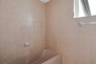 3700 NW 25th St, Lauderdale Lakes, FL 33311 - Photo 27