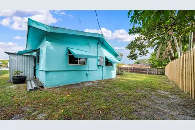 3700 NW 25th St, Lauderdale Lakes, FL 33311 - Photo 41