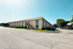 12 NE 19th Ct, Wilton Manors, FL 33305 - Photo 13