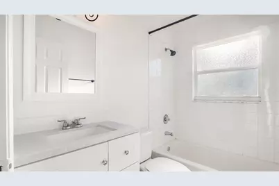 19820 SW 7th Pl, Pembroke Pines, FL 33029 - Photo 27