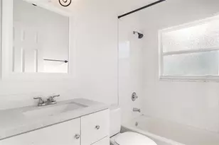 19820 SW 7th Pl, Pembroke Pines, FL 33029 - Photo 27