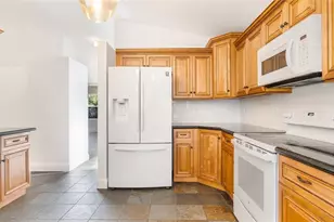 19820 SW 7th Pl, Pembroke Pines, FL 33029 - Photo 23