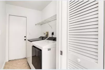 19820 SW 7th Place, Hollywood, FL 33029 - Photo 35