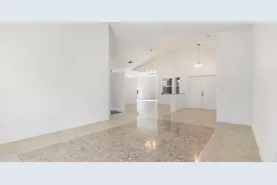 19820 SW 7th Pl, Pembroke Pines, FL 33029 - Photo 17