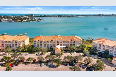 21  Harbour Isle Dr, Unit #203, Fort Pierce, FL 34949 - Photo 1