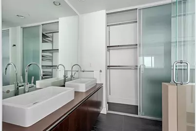 1040  Biscayne Blvd, Unit #2101, Miami, FL 33132 - Photo 19