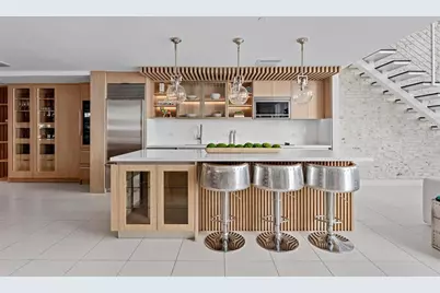 1040  Biscayne Blvd, Unit #2101, Miami, FL 33132 - Photo 7