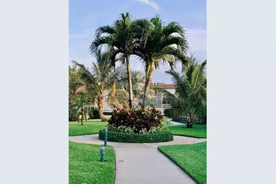 3505 NW 48th Ave, Unit #404, Lauderdale Lakes, FL 33319 - Photo 25