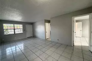 874 SW 10th Dr, Pompano Beach, FL 33060 - Photo 5