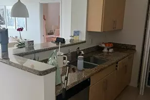 2401 NE 65th St, Fort Lauderdale, FL 33308 - Photo 7