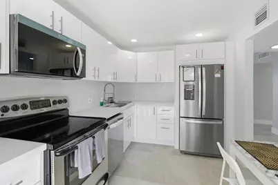 3051 N Course Dr, Unit #309, Pompano Beach, FL 33069 - Photo 9