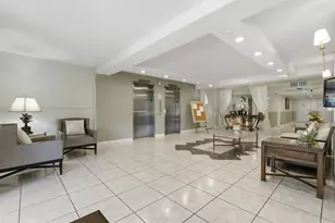 3051 N Course Dr, Pompano Beach, FL 33069 - Photo 3