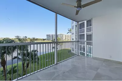 3051 N Course Dr, Unit #309, Pompano Beach, FL 33069 - Photo 15