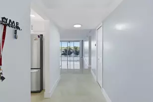 3051 N Course Dr, Pompano Beach, FL 33069 - Photo 7