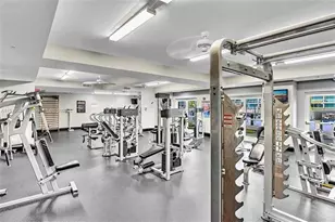 3001 NE 185th St, Miami, FL 33180 - Photo 19