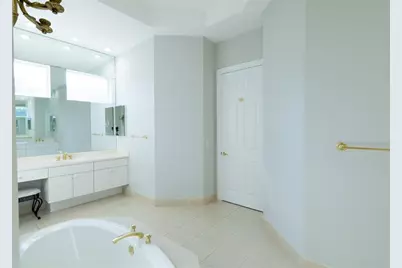 9016  Lakes Blvd, West Palm Beach, FL 33412 - Photo 21