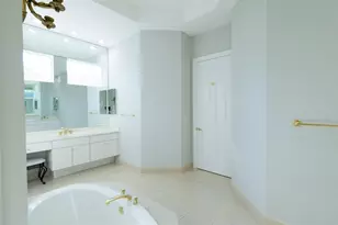 9016 Lakes Blvd, West Palm Beach, FL 33412 - Photo 21