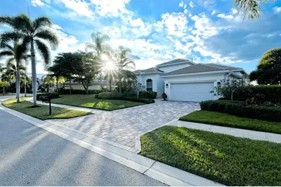 9016  Lakes Blvd, West Palm Beach, FL 33412 - Photo 3