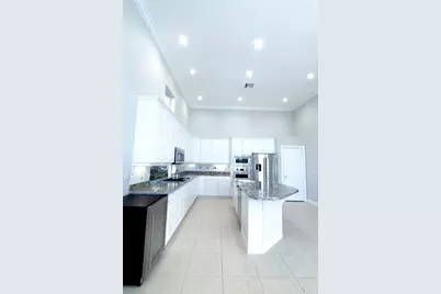 9016  Lakes Blvd, West Palm Beach, FL 33412 - Photo 13