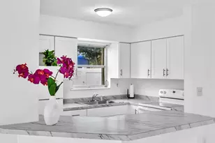 7971 NW 16th St, Pembroke Pines, FL 33024 - Photo 9