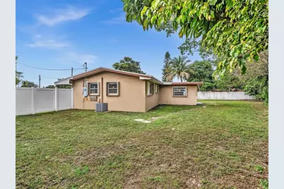 7971 NW 16th St, Pembroke Pines, FL 33024 - Photo 19